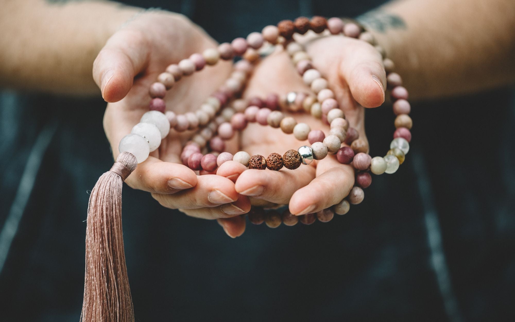 comment utiliser un bracelet bouddhiste