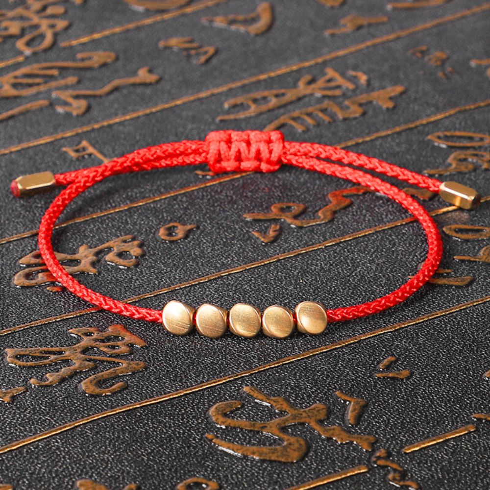 Bracelet en Fil Rouge avec Perles de Cuivre – pour la Santé & la Chance - Karma et Moi