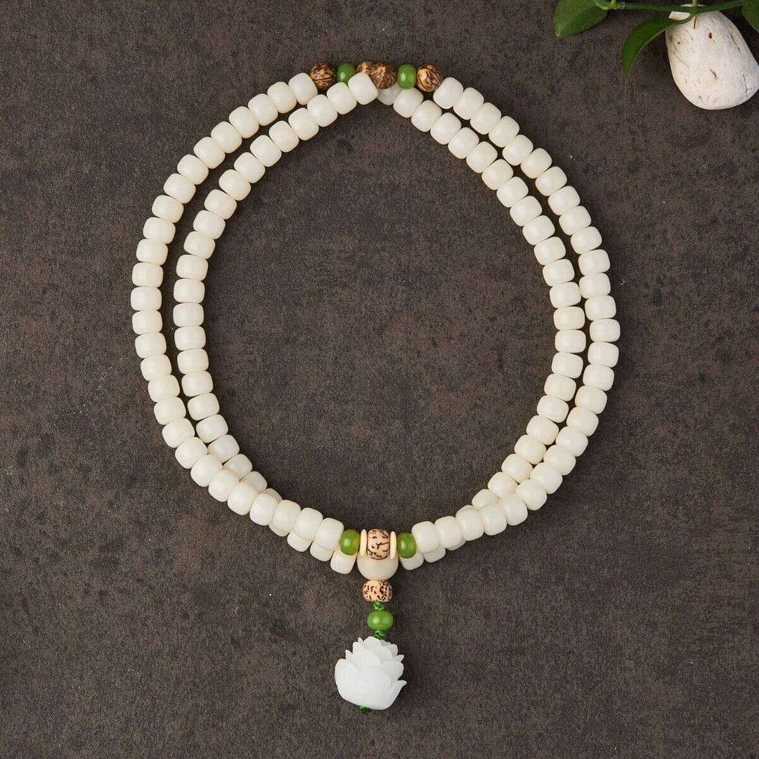 Mala avec graines de Bodhi en jade blanc - Bracelet/collier de 108 perles - Karma et Moi