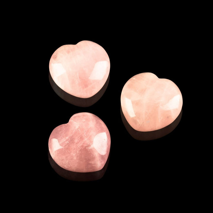 Quartz rose en forme de cœur - Amour et Romance - Karma et Moi