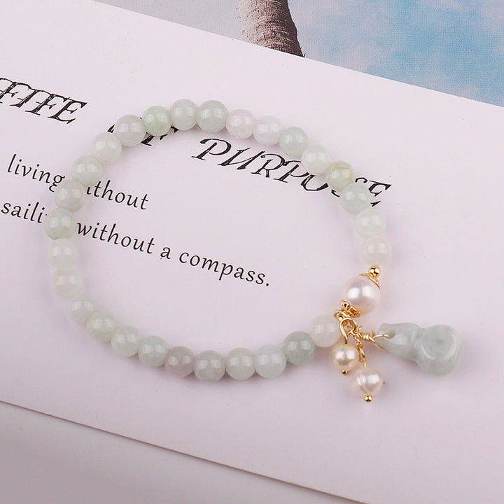 Bracelet en jade vert clair avec amulette Wu Lou - Karma et Moi