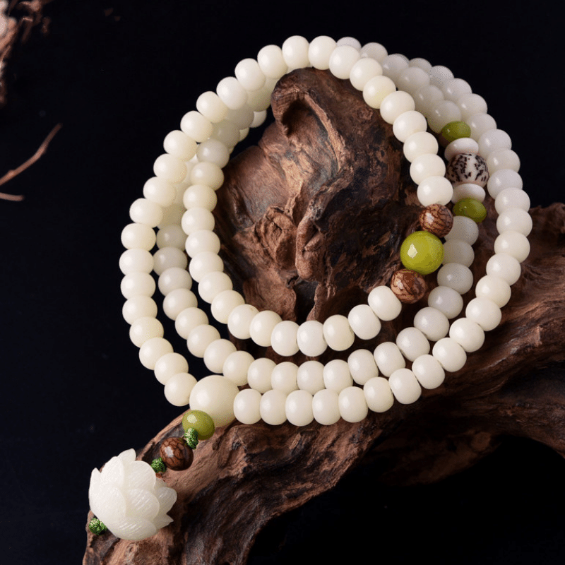 Mala avec graines de Bodhi en jade blanc - Bracelet/collier de 108 perles - Karma et Moi