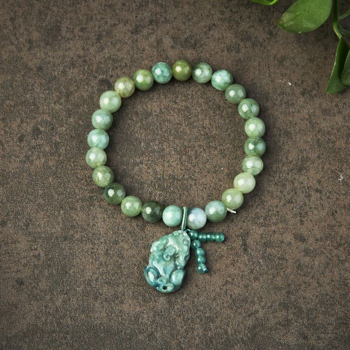 Bracelet en jade vert avec Pixiu - Pour la richesse - Karma et Moi