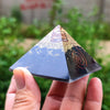 Pyramide d’orgone en tourmaline noire pour la protection - Karma et Moi