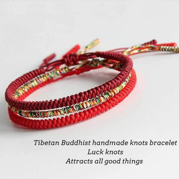 Bracelet porte-bonheur bouddhiste à noeuds tibétains - Karma et Moi